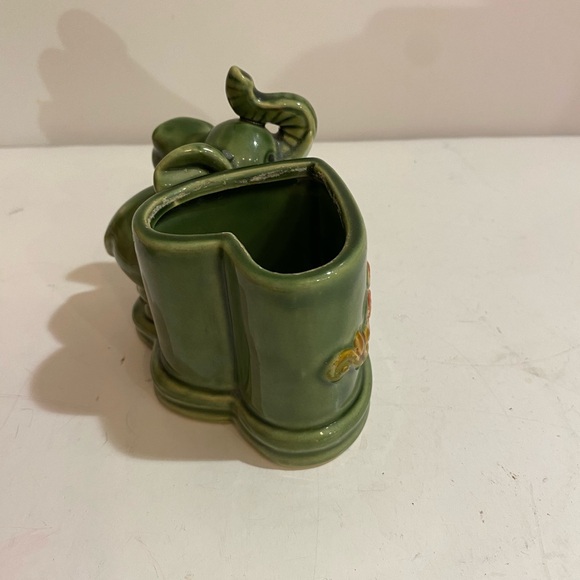 Small Elephant Planter (DT) - Picture 9 of 14